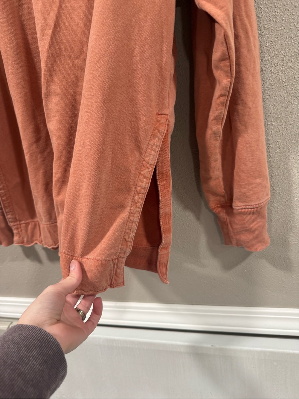 Aerie Oversized Sweatshirt - Picture 2 of 4